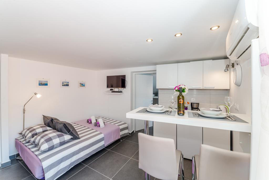 Apartment Luce Mala Задар Екстериор снимка